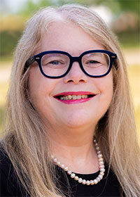 Suzanne Degges-White